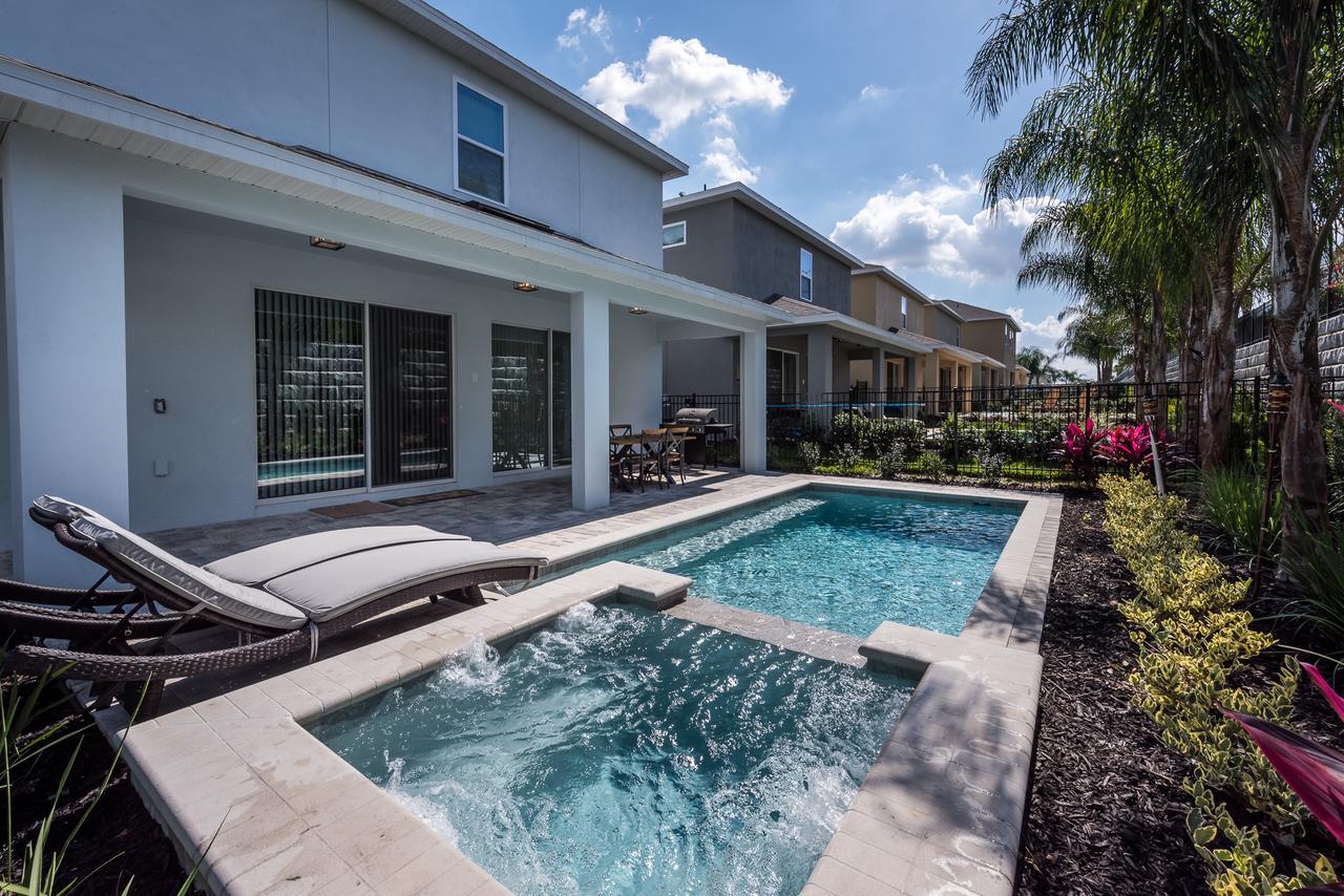 Alluring Home By Rentyl With Private Pool Near Disney - 310P オーランド エクステリア 写真