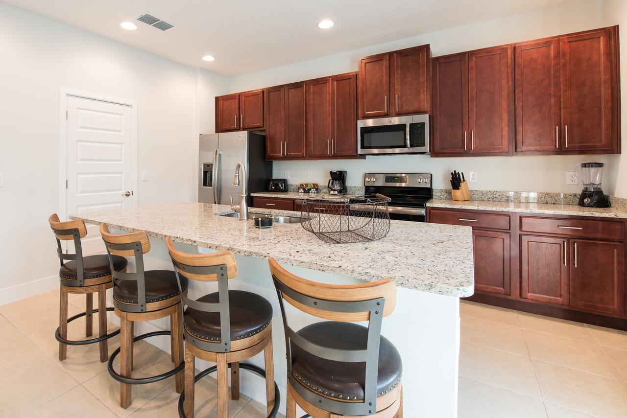Alluring Home By Rentyl With Private Pool Near Disney - 310P オーランド エクステリア 写真